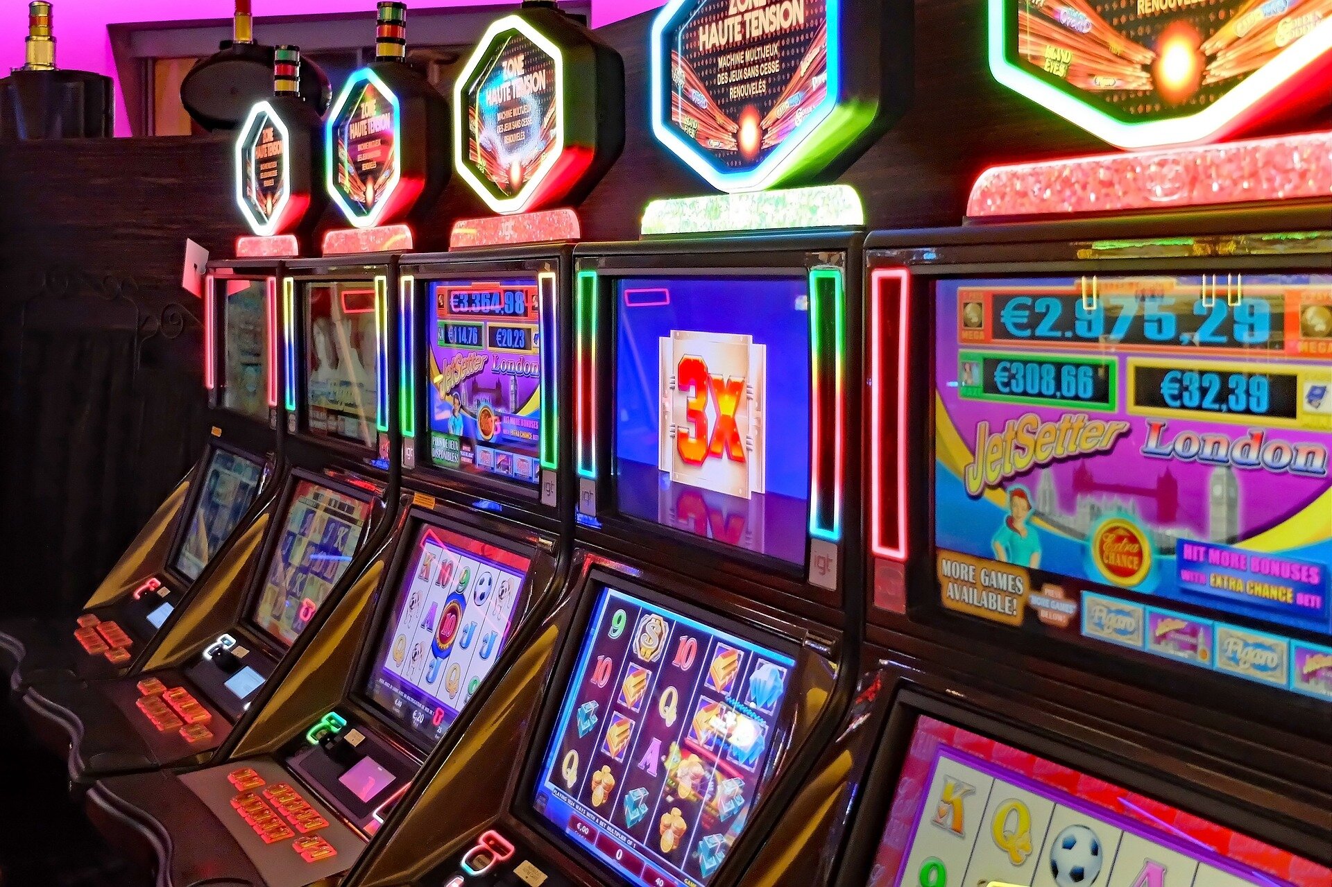 slot games at casino