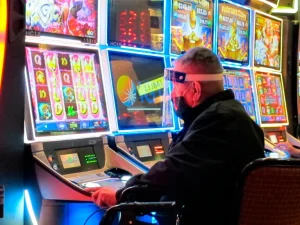 Slot Games vs Table Games: Which Option Pays Better?