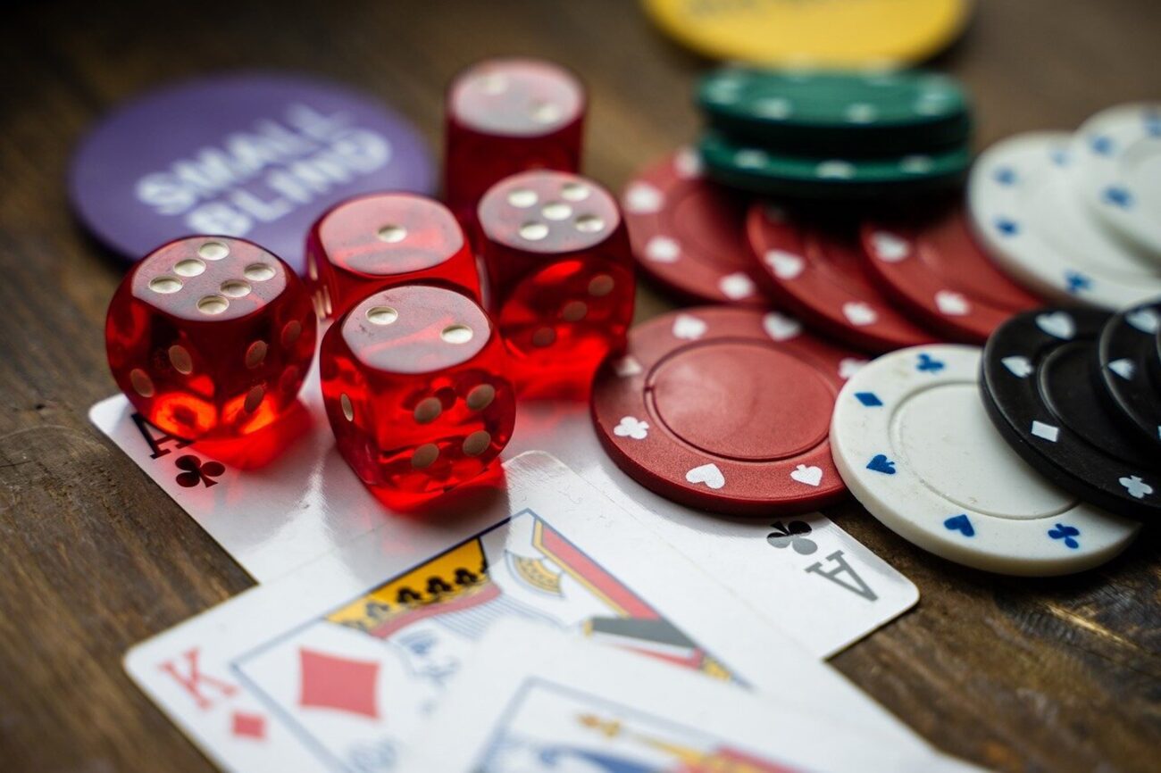 AU99 Live Casino